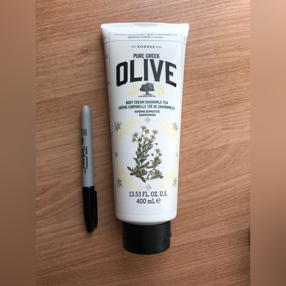 Korres Pure Greek Olive Body Cream Chamomile Tea 13.53 fl oz/ 400 ml - Picture 3 of 8